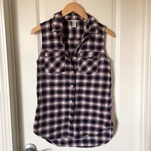 Sleeveless button down plaid